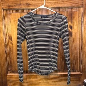 🌻lettuce edge long sleeve top!